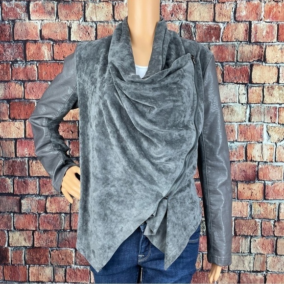 BLANKNYC Women’s “Whatever It Takes” Drape Front Jacket in Charcoal Size Small - Picture 10 of 14